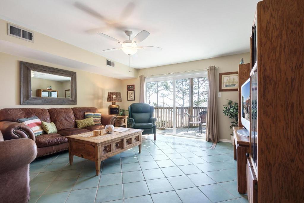 Dauphin Island House | 037 Sandcastle