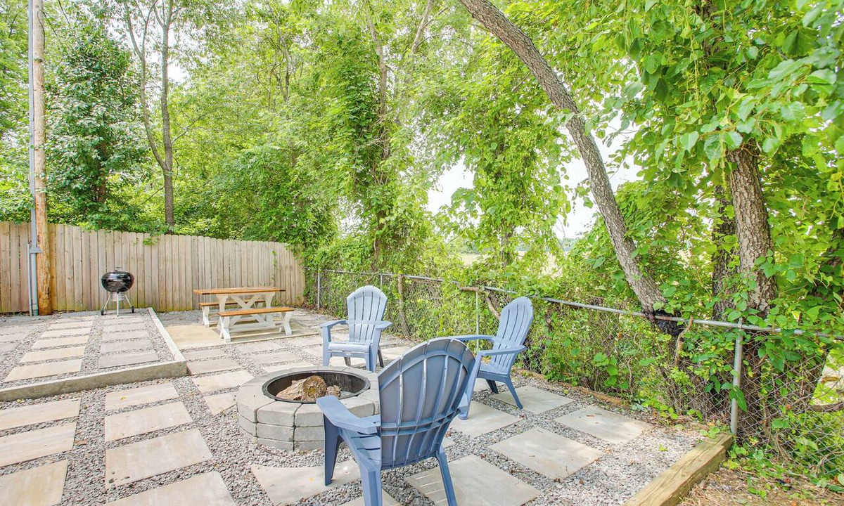 Franklin House | 1/2 Mi to Kentucky Downs: Franklin Home w/Patio!