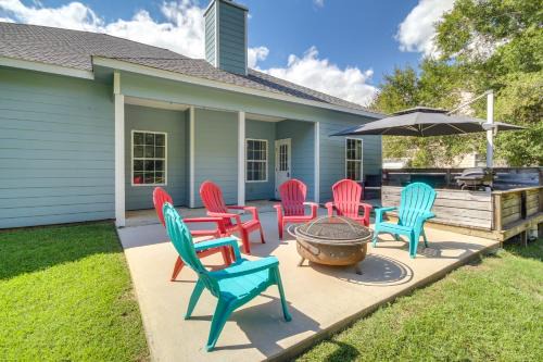Waveland House | < 1 Mi to Beach - Home w/Deck & Yard in Waveland!