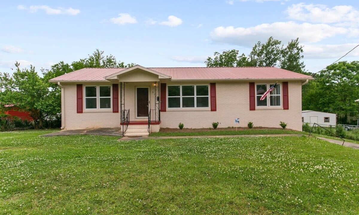 Birmingham House | 10 Mins to Downtown! Modern in Magic City- Unit B