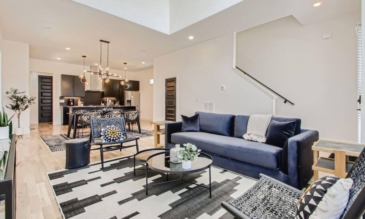 Berry Hill House | 17- Home w/Rooftop - The Music City Collection
