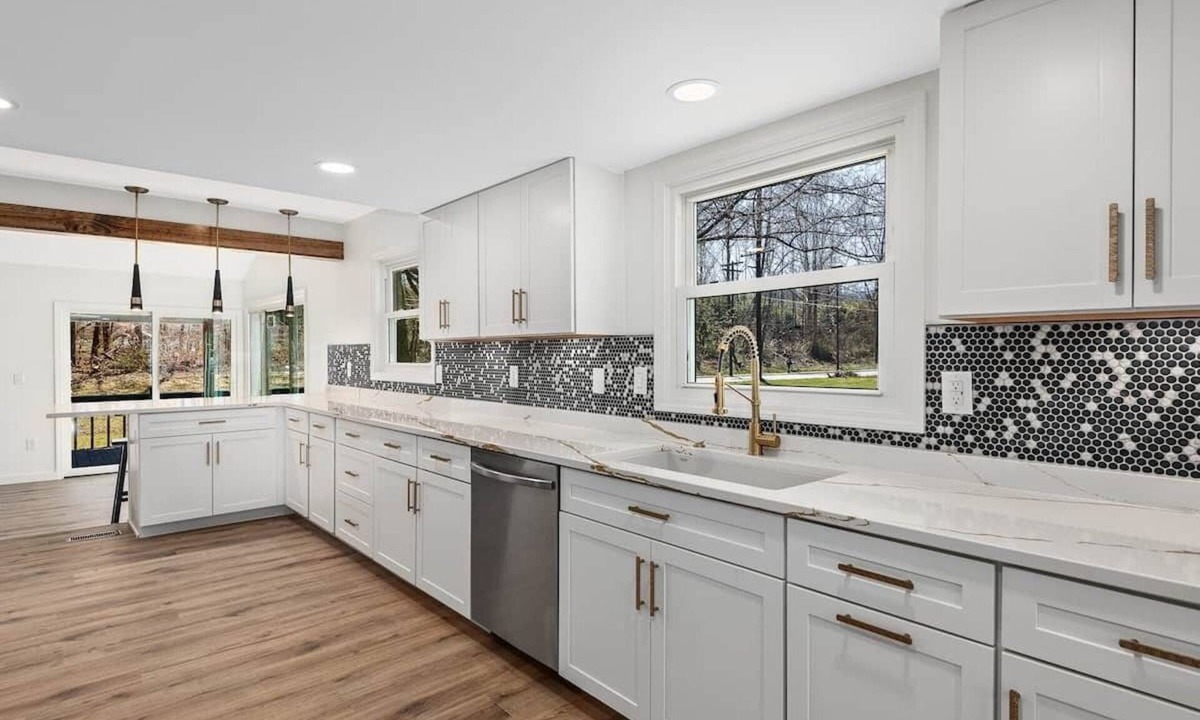 Waynesville House | 1mi to Downtown |Hot Tub - Fenced Yard - Game Room