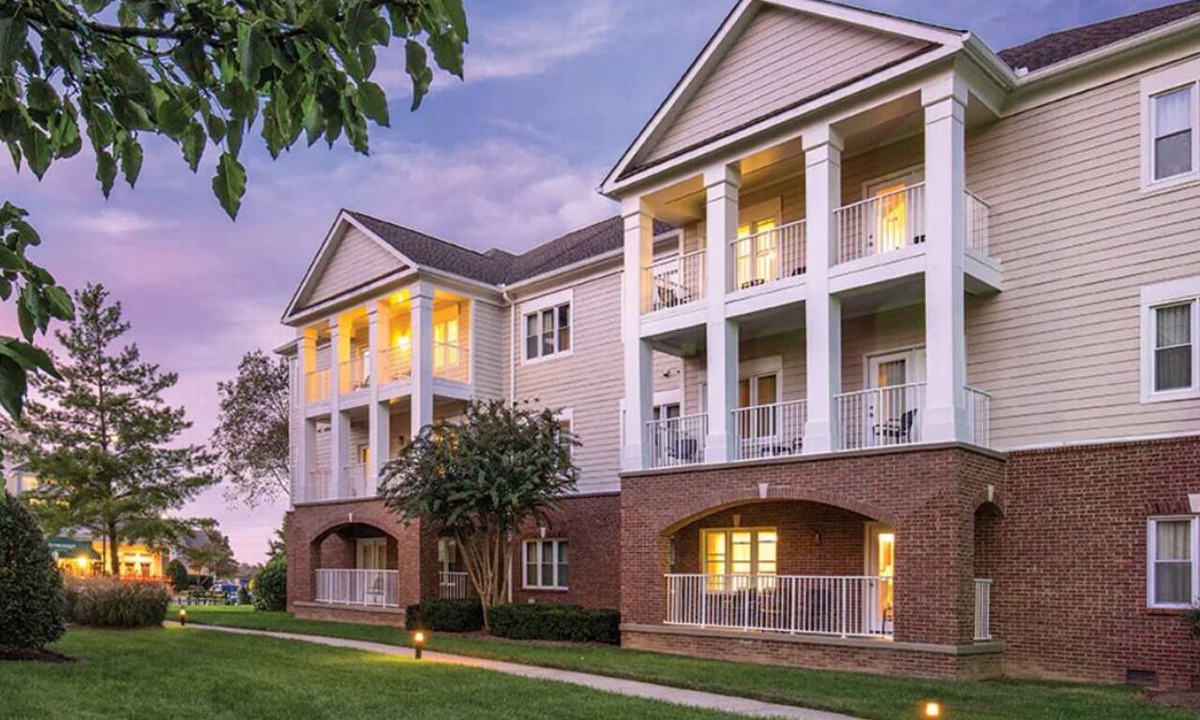 Pennington Bend Condo | 2 Bedroom Deluxe Condo, Sleeps 6-8, Full Kitchen, on Cumberland River, Nashville