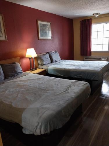 Jackson Apartment | 2 Double Beds Hotel Room 208