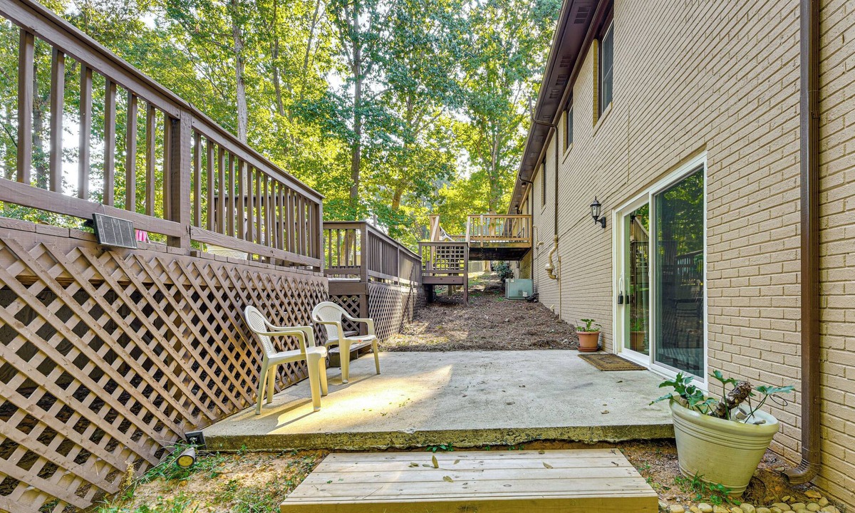 Monroe Apartment | 2 Mi to Dtwn Monroe near Wingate: Cozy Apt w/Patio