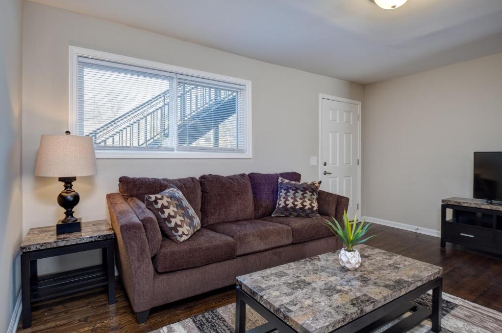 Chestnut Hill Apartment | 2nd Ave S Condo Units 5 and 6