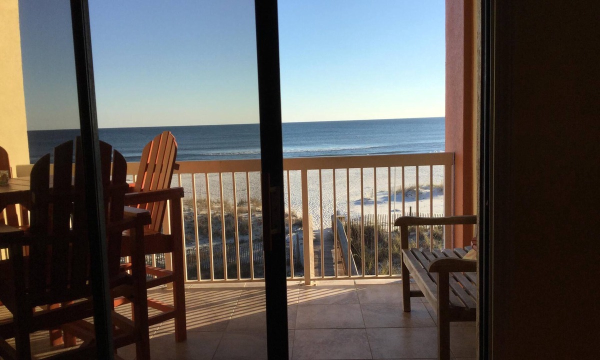 Orange Beach Condo | 2nd floor, corner, beach front, On The Gulf Of Mexico. Harbour Place 211