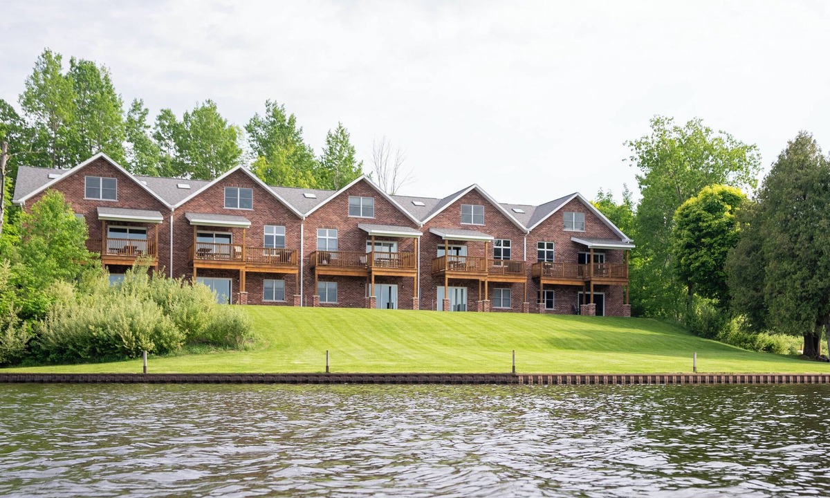 Ludington Condo | #3 Lake Front Condo - Hamlin Lake, Ludington, MI - 10 Guests