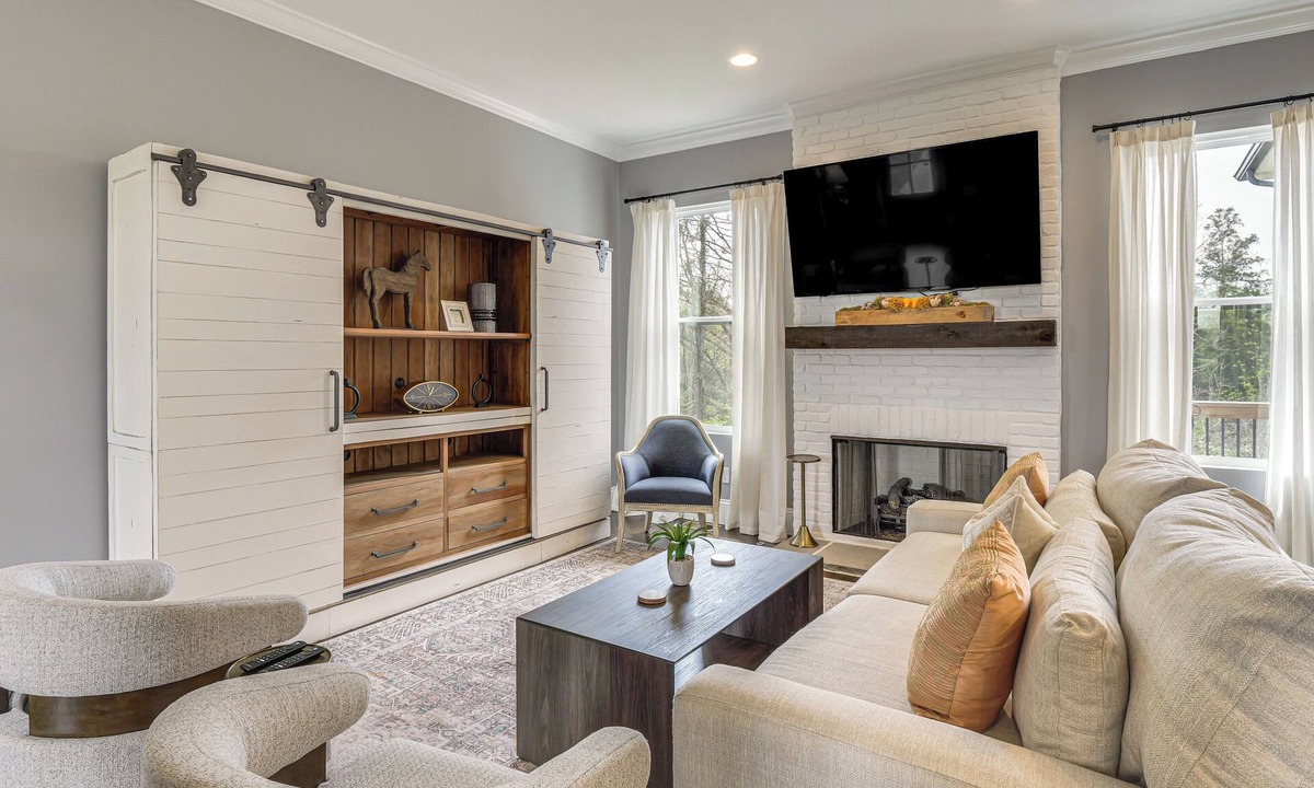 Old Hickory House | 3 Mi to Old Hickory Lake! Luxe Family Getaway