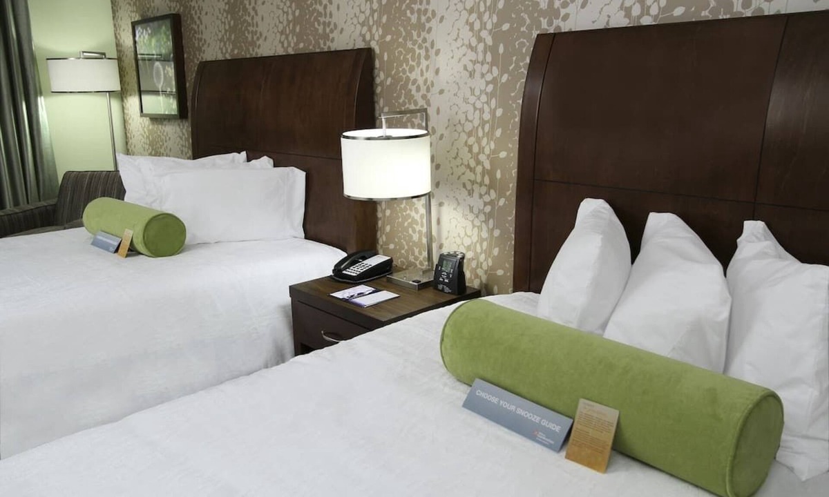 Covington Hotel | 3 Rooms Near Covington Attractions, Pet-Friendly, with Heated Swimming Pool