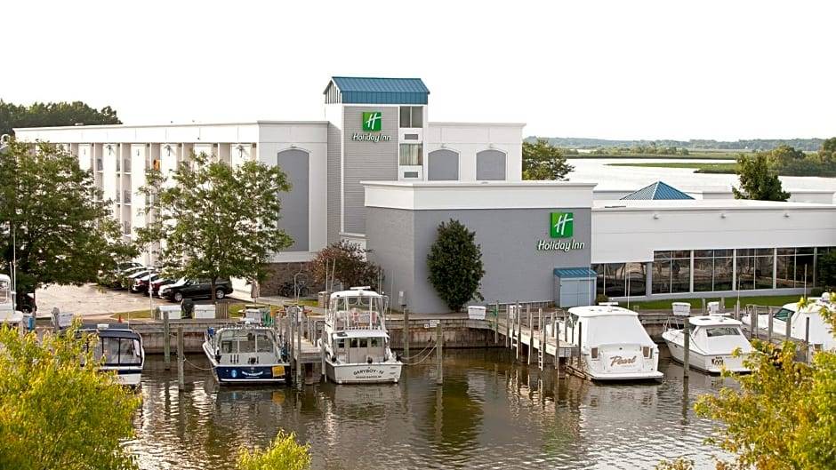 Spring Lake Hotel | 3-Star Hotel ∙ Holiday Inn Grand Haven-Spring Lake, an IHG Hotel