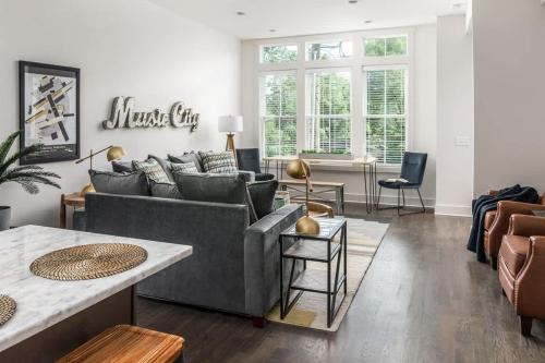 Nashville House | 3 Story Townhome in East Nashville