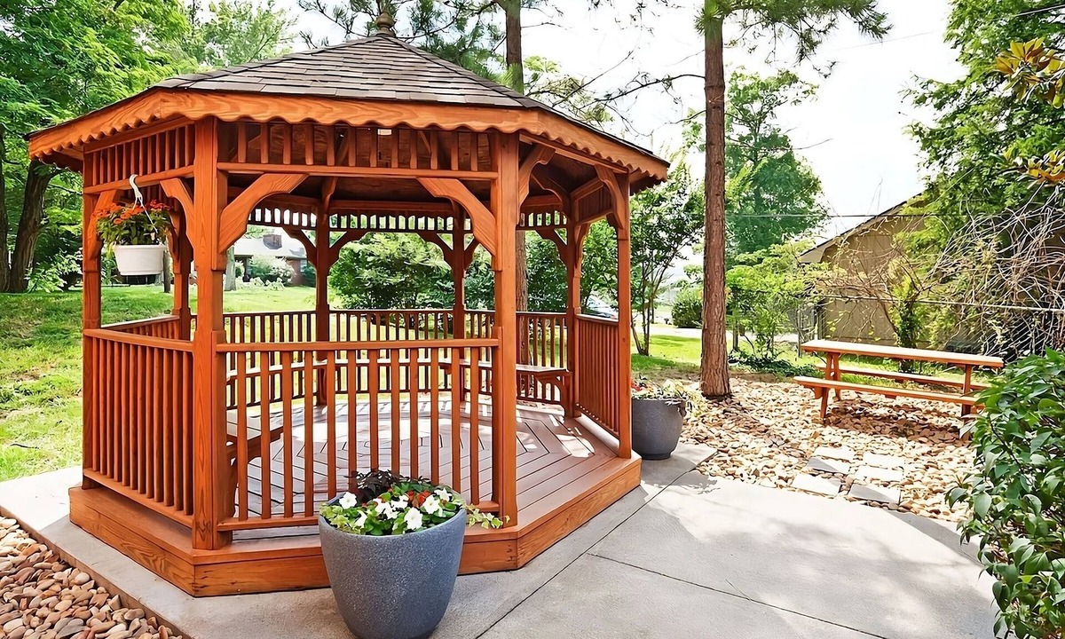 Ashley Oaks Hotel | 3 Units Close to West Town Mall! Private Kitchen, FREE Parking, Pets Allowed!