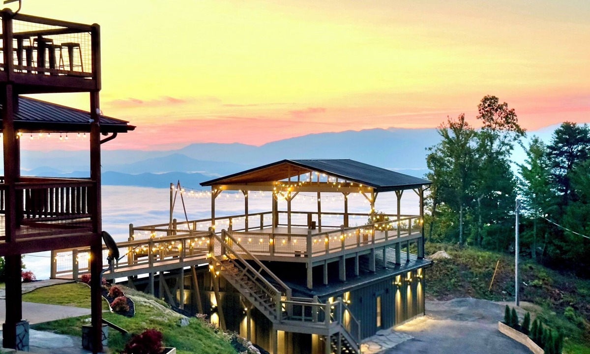 Sevierville Cabin | 360 Views~Indoor Pool~Theater~Game Room~Mini Golf~Fireplaces