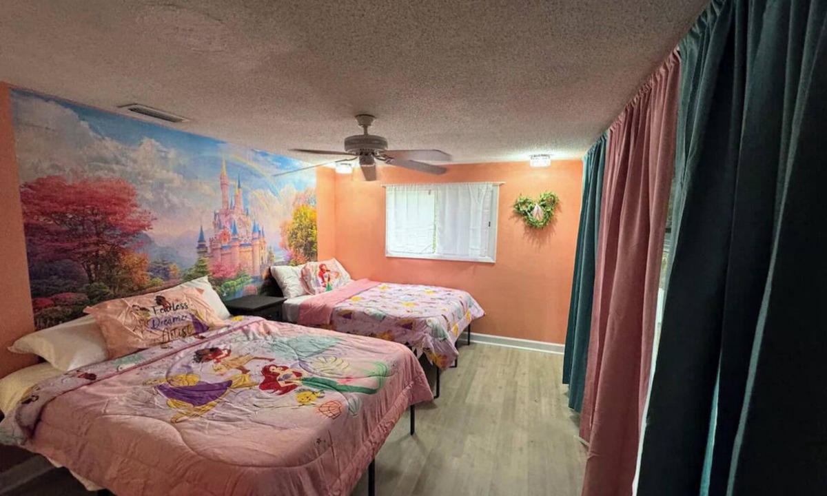 Ocoee Villa | 4-bedroom Villa in Welcoming Orlando with AC & WiFi. Enjoy your stay