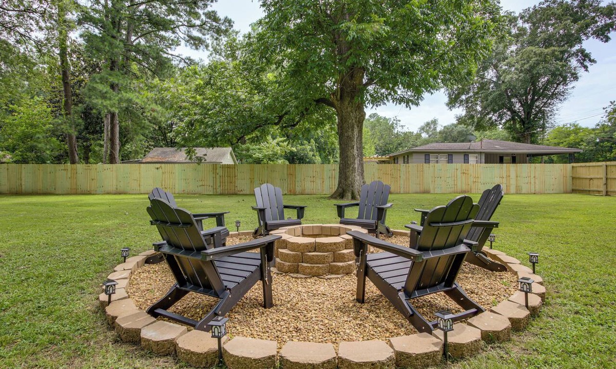 Decatur House | 4 Mi to Dtwn! 'Carolyn's Cottage' in Decatur
