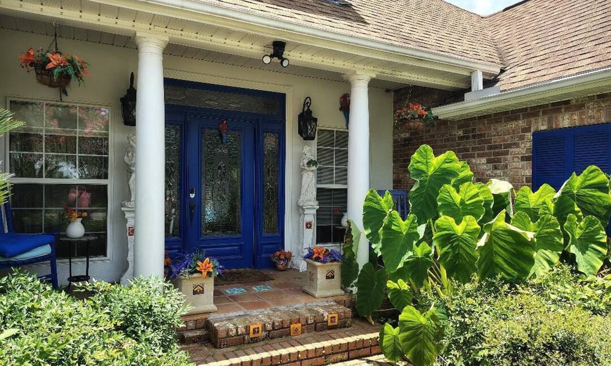 Breaux Bridge House | 476 Nona st Breaux Bridge LA US 70517
