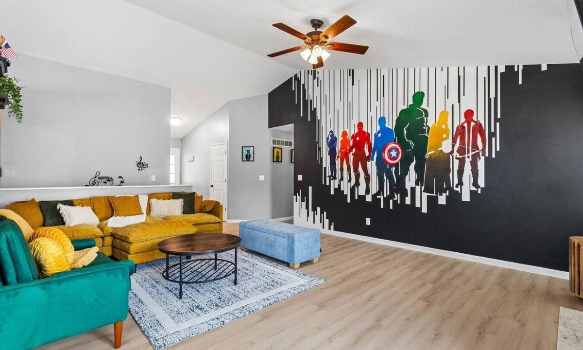 O'Fallon House | 4BR Marvel House Game Room, Sleeps 14
