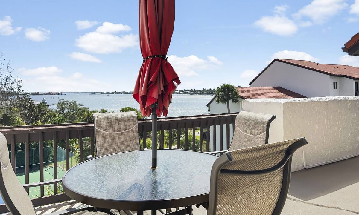 Sarasota Condo | 4th floor condominium, Pool, and short walk to Siesta Key with America's #1 Beach