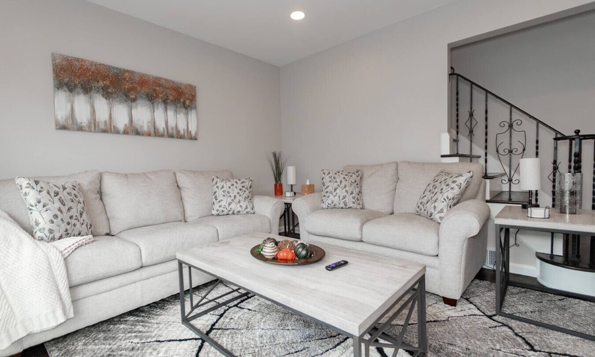 Wickliffe House | 5 Bed | 2 Bath | Game Room | Wickliffe