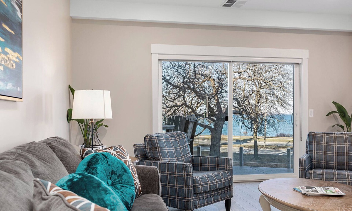 Traverse City Condo | 539 Bay Street Traverse City - Luxury Downtown Residences