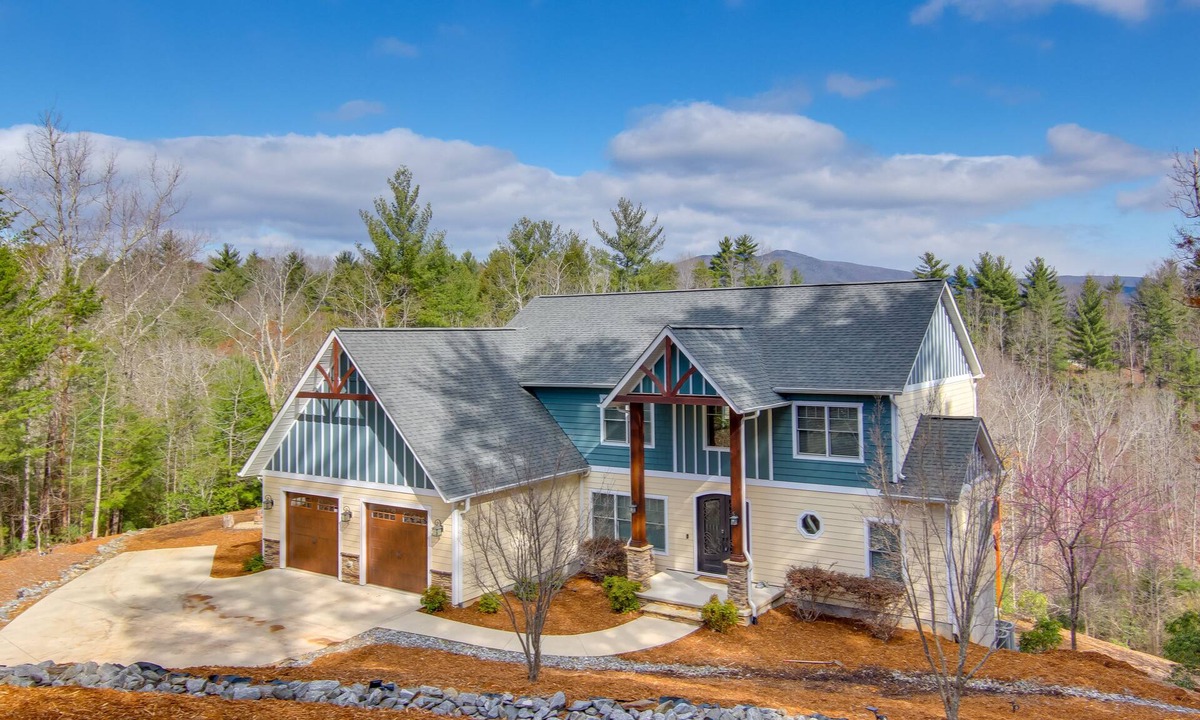 Nebo House | 6 Mi to Water! Mtn-View Nebo Lake House w/Deck