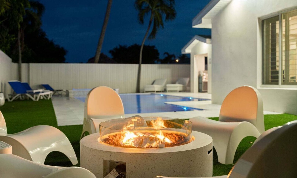 Boynton Beach House | 633 Managed by Brampton Park
