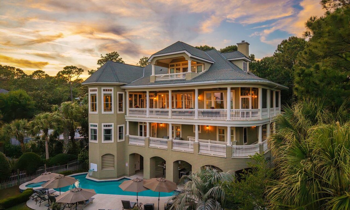 Vanderhorst Plantation House | 7 Bedroom Oceanview Kiawah Vanderhorst Estate with Pool