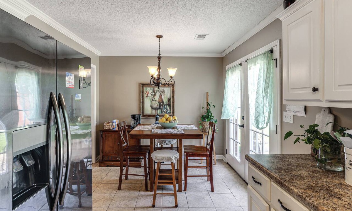 Oxford Cottage | 7 Mi to Ole Miss & The Square! Family Home w/Yard