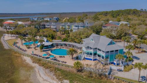 Saint Helena Island House | 756 Marlin Dr