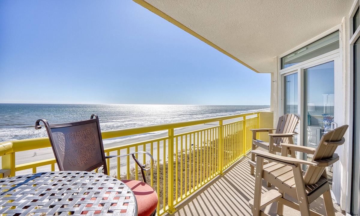 Crescent Beach Condo | 8-22 to 8-29 Available BayWatch Resort,Direct PANORAMIC Ocean Front UpdatedCondo