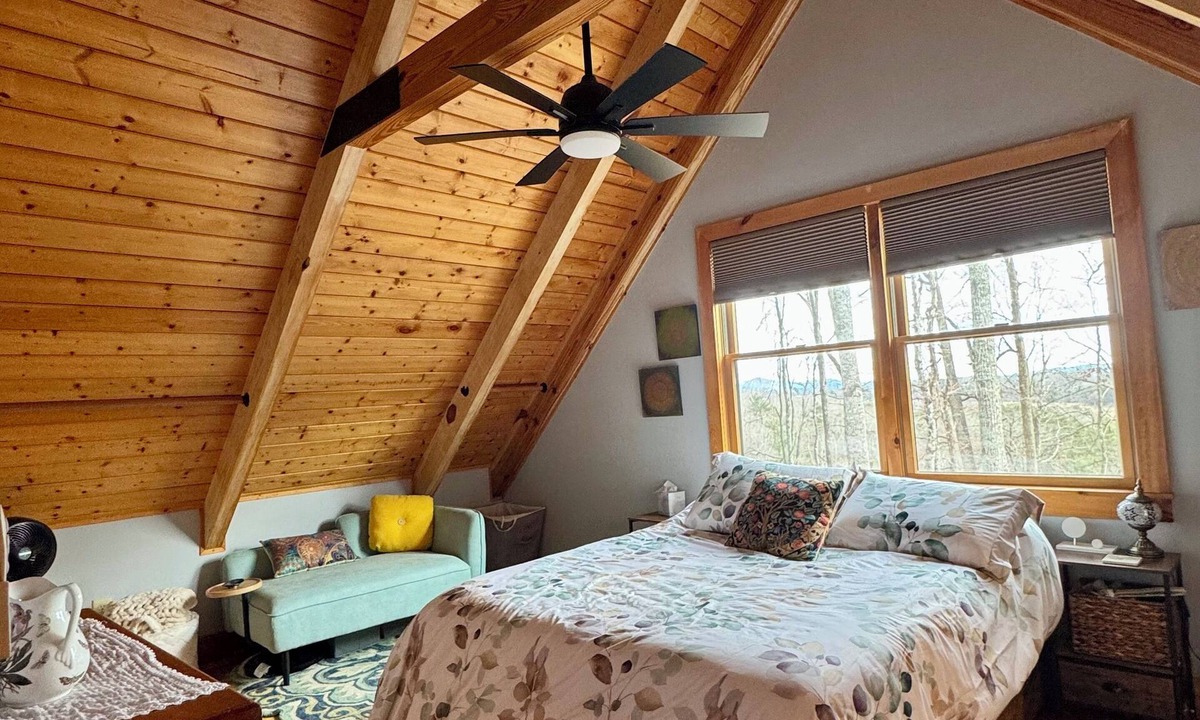 Galax Cabin | A Hopeful Mountain - 10 mins from Galax & the Blue Ridge Parkway!