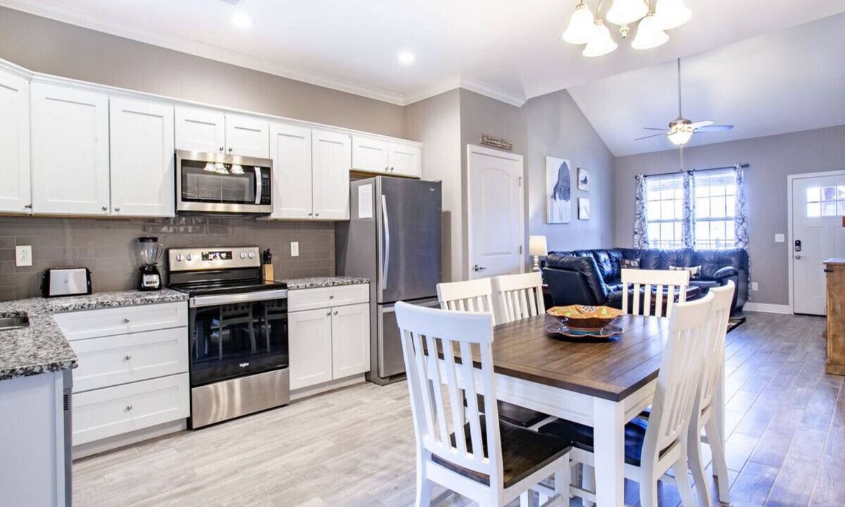 Townsend Condo | Abrams Retreat at Cades Cove w/Mountain Views!