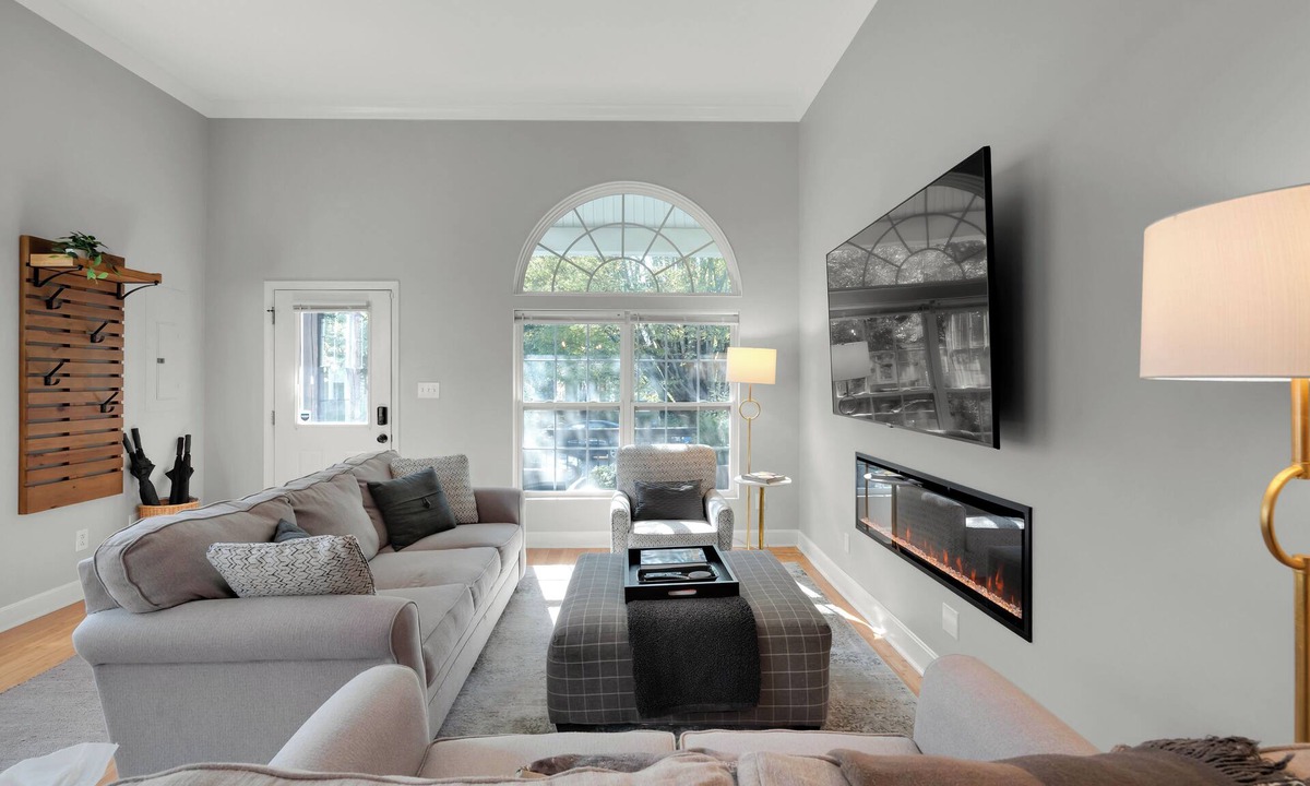 Highlands House | Affordable Luxury-All Kings-5 min to Urban Bourbon