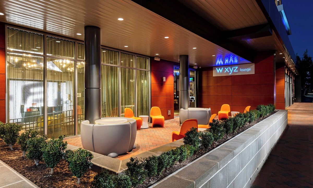 Yamacraw Village Hotel | Aloft by Marriott Savannah Downtown Historic District