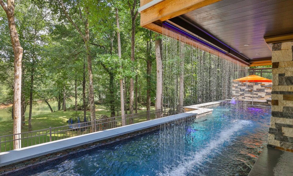 Sandy Springs House | Amazing 6 BR riverfront home with resort style amenities