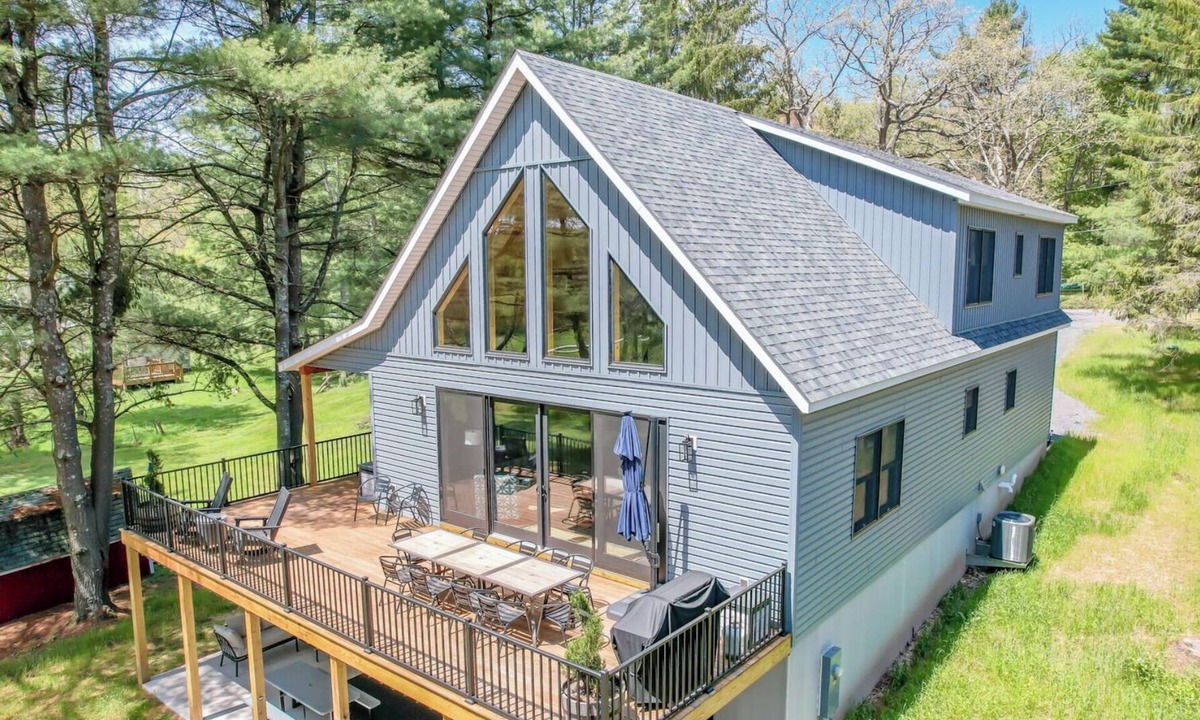 Paradise Point House | Amazing Flat Lakefront Home with Hot Tub + Fire Pit!