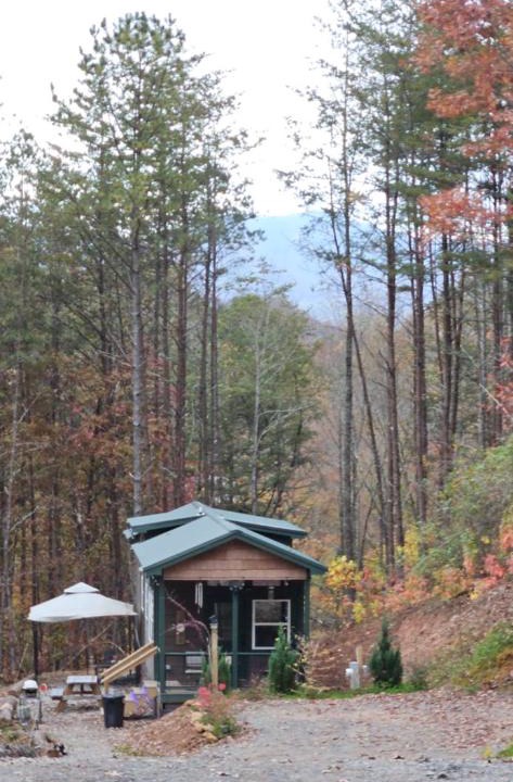Hayesville House | Amazing Mountain View Tiny House
