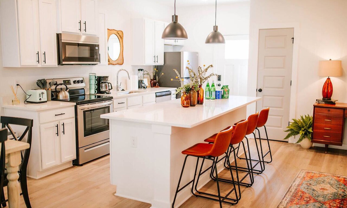 Athens Apartment | Artist Retreat | Near Downtown, Stadium & UGA