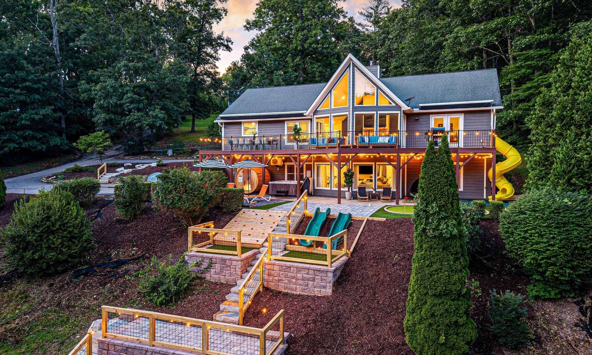 Skyland House | Asheville Luxury: Hot Tub, Sauna, Game Lodge