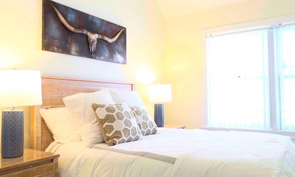 Mackinac Island Condo | Astor Street 3BR Condo