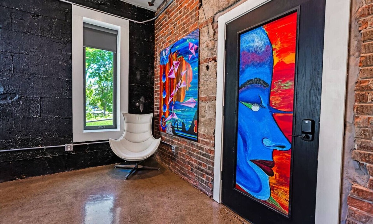 Sparta Bed & Breakfast | b3 Room1: Awareness King Suite