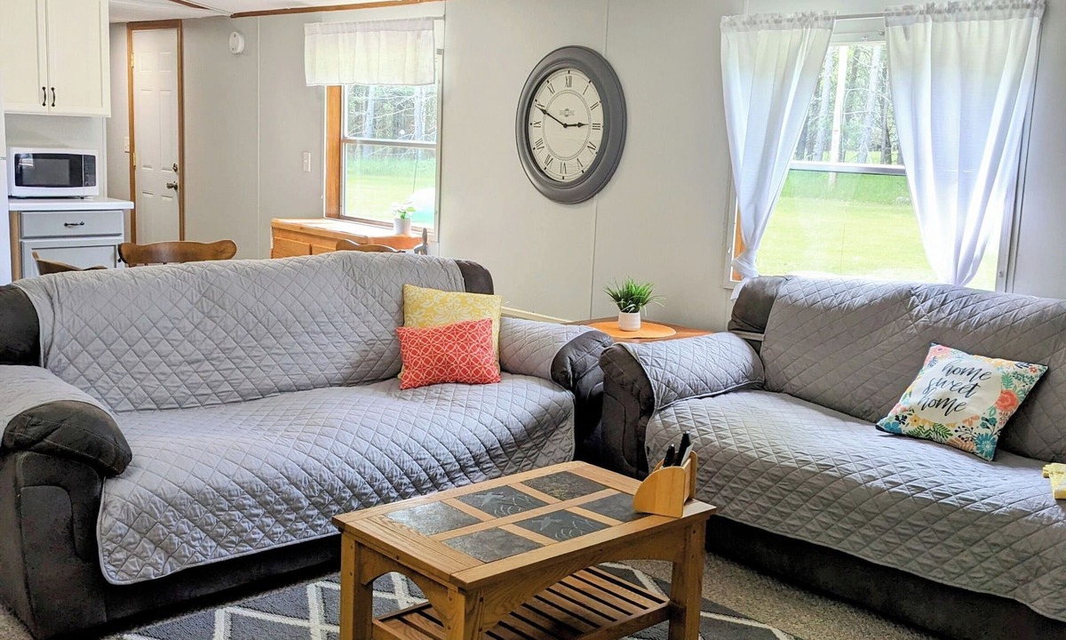 Dunbar House | Backroad Pines Hideaway Your ATV & Waterfall Adventure Basecamp!