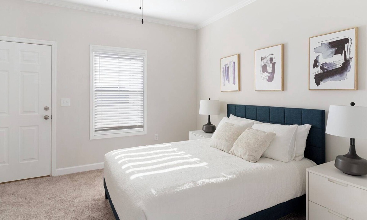 Huntsville Apartment | Barsala l Charming 1BD Cottages with Private Porches & More