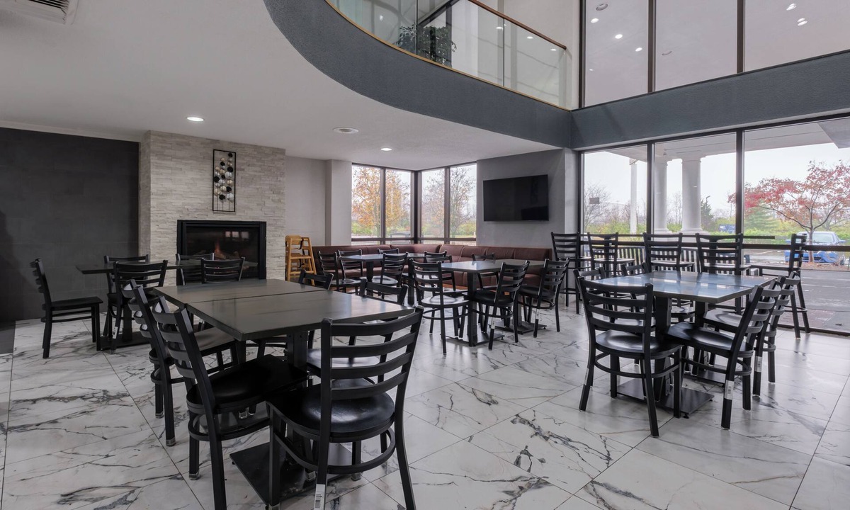 Buechel Hotel | Baymont by Wyndham Louisville Airport South