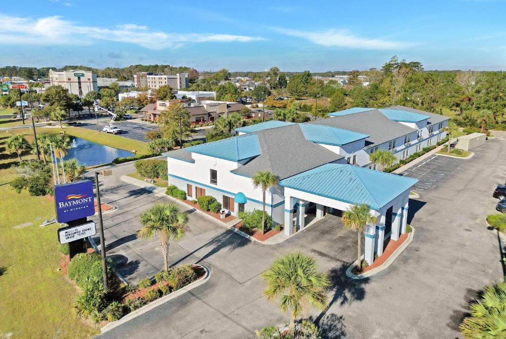 North Myrtle Beach Hotel | Baymont by Wyndham N Myrtle Beach - Park & Sports Complex Area
