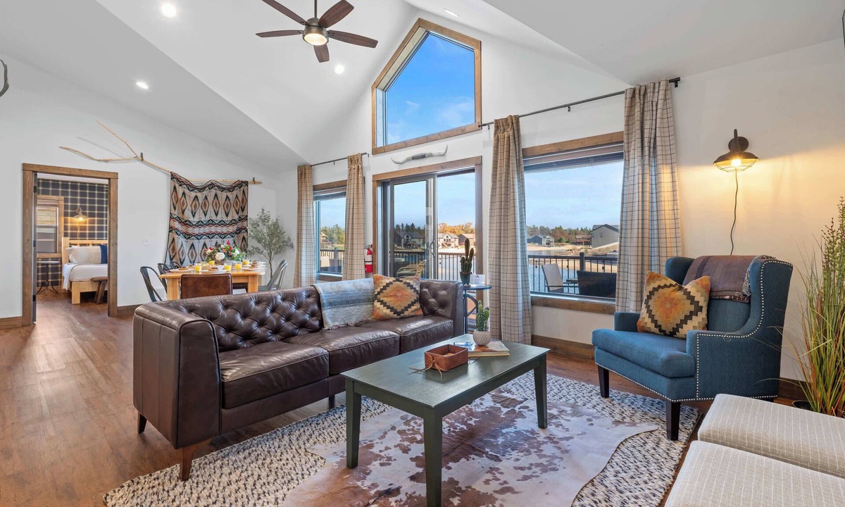 New Lisbon Cottage | Beach, fire pits & 25 min to Dells