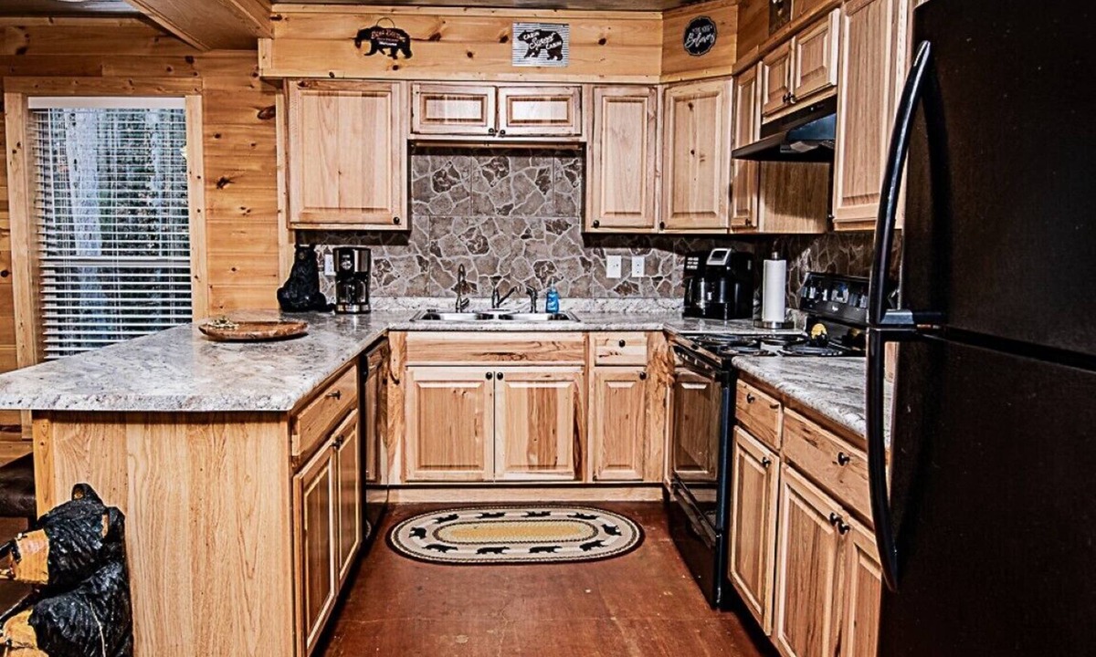 Smoky Mountains Cabin | "Bear Bottoms" nMountain Retreat