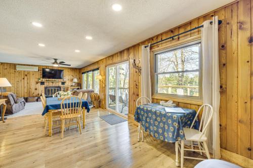 Chetek House | Beautiful Chetek Home w/Prairie Lake Access!