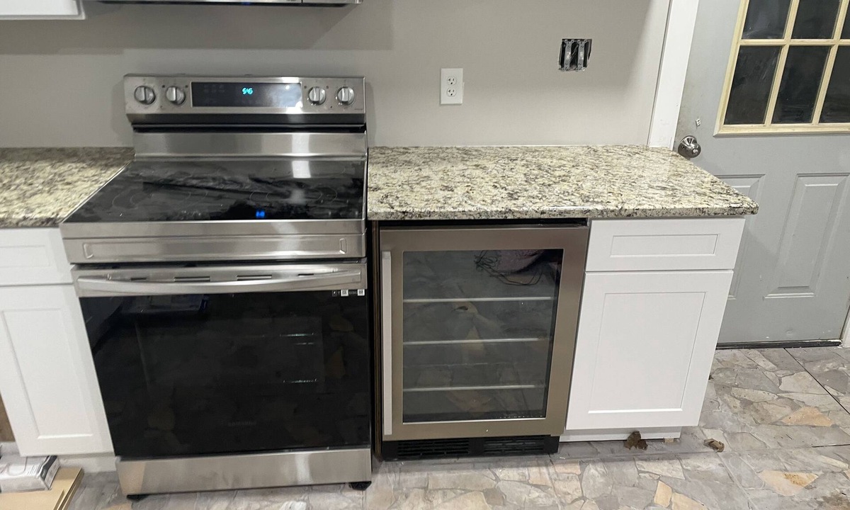 Leitchfield House | Beautiful, cozy small 2 bed 1 bath house, convenantly in town